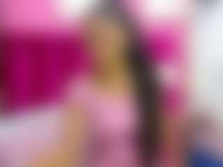 Live cam show with petitelittleebonyy - Pegging on SpunkLive