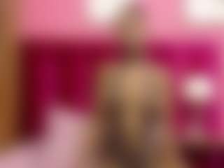 petitelittleebonyy's Live Sex Cam Show