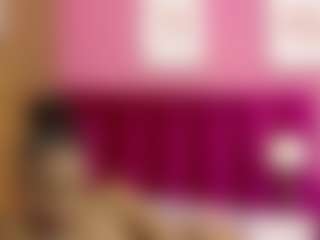 Live cam show with petitelittleebonyy - Black Petite on TeamSkeetLive