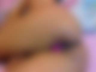 Live cam show with petitelittleebonyy - Thin on SpankPalCams