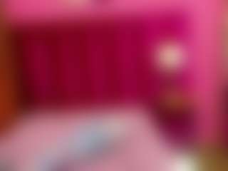 Live cam show with petitelittleebonyy - Ebony on SquirtSoMuch | colombia