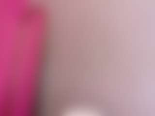 Live cam show with petitelittleebonyy - Bedroom on Camsoda