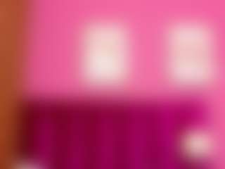 Live cam show with petitelittleebonyy - Public Black on Dolls Live