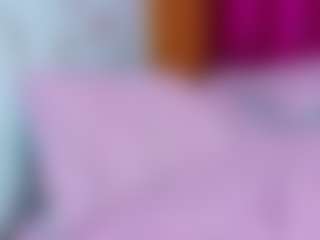 Live cam show with petitelittleebonyy - Thin on Porn Luv