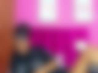 Live cam show with petitelittleebonyy - Ebony Petite on hrnylive.com | colombia