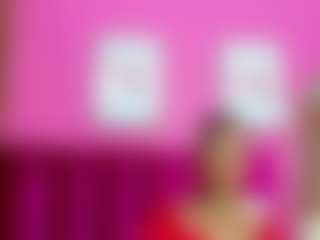 Live cam show with petitelittleebonyy - Tittyfuck on sexylivex.com