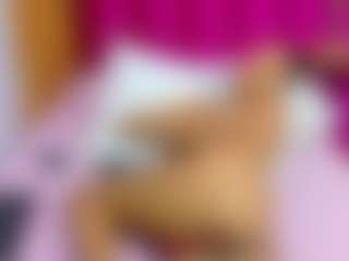 Show live cam dengan petitelittleebonyy - Thin di Camsoda