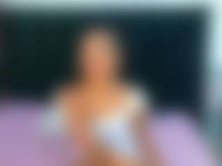 Live cam show with petitelittleebonyy - Thin on madthumbs