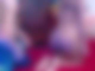 Show en direct avec Roomofpleasure - Brown Eyes sur Camsoda