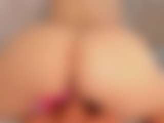 Live cam show with Liberty-Herrera - Colombia on StripNow