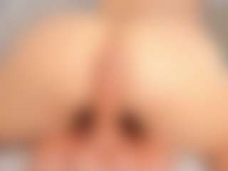 Live cam show with Liberty-Herrera - Cumshot on friskycurves.com