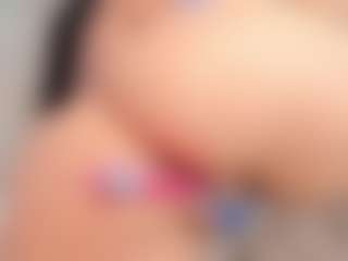 Live cam show with Liberty-Herrera - Petite on Camsoda