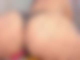 Live cam show with Liberty-Herrera - Public on Camsoda