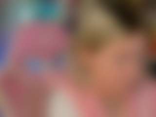 Live cam show with Sara-Moor - Thin on Camsoda