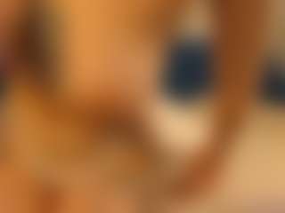 Live cam show with Emma - Show on sexylive.show