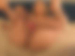 Live cam show with Emma - Young Adult on Streamer API