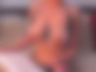 Live cam show with Emma - Oil on livesuperchat.net