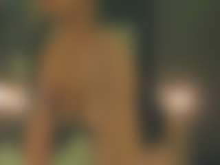 Live cam show with Emma - Brown Eyes Blonde Hair on Milf Play