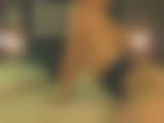 Live cam show with Emma - Brown Eyes Blonde Hair on ObeyMaria