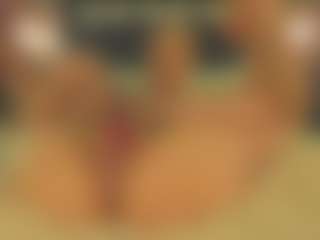 Live cam show with Emma - Dildo Or Vibrator on SpunkLive
