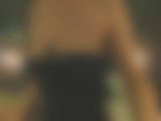 Live cam show with Emma - Sexydance on CamSodaAdn