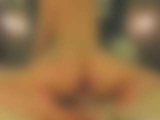 Live cam show with Emma - Spank Blonde Hair on fuck-show.com
