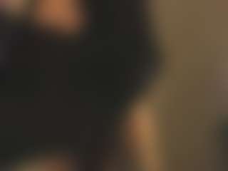 Live cam show with Emma - College on AdultVida.com