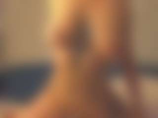 Live cam show with Emma - White Blonde Hair on SpunkLive | united states
