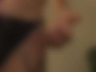 Live cam show with Emma - Lush Blonde Hair on nudelive.tv