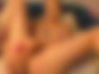 Live cam show with Emma - White on Milfs Live | united states