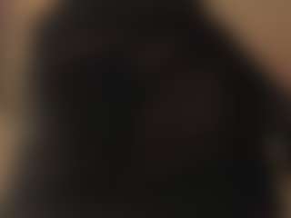 Live cam show with Emma - Shaved Pussy on xxxlivecams.org