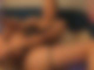 Live cam show with Emma - Big Tits on Camsoda