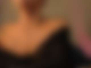 Live cam show with Emma - Lush Blonde Hair on sexylive.show
