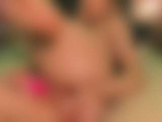 Live cam show with Emma - Shaved on Uber Horny