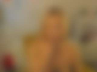 Live cam show with Emma - Brown Eyes Blonde Hair on Camsoda Late Night