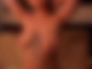 Live cam show with Emma - Shaved on CamwithHer