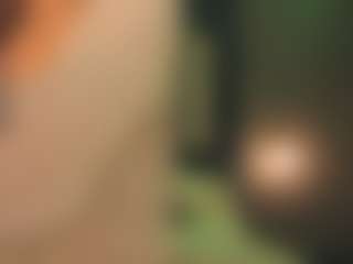 Live cam show with Emma - Average on eurowanks.com