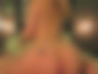 Live cam show with Emma - College Teen (18+) on friskycurves.com