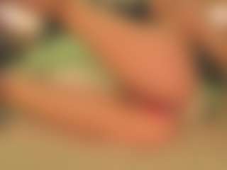 Live cam show with Emma - Erotic Dance on makecum.org