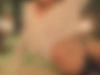 Live cam show with Emma - College Teen (18+) on LiveSexCams6