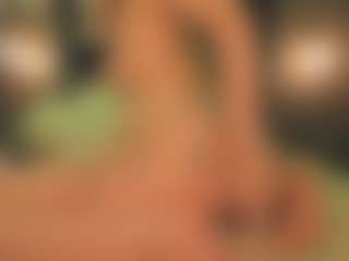 Live cam show with Emma - Brown Eyes Blonde Hair on Fapmatic.com