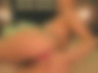 Live cam show with Emma - Blonde Hair Shaved Pussy on Instabang