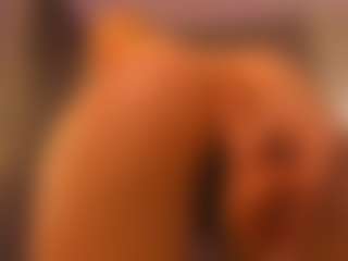 Live cam show with Emma - Erotic Dance on madthumbs