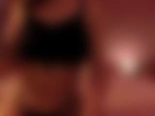 Live cam show with Emma - Dirty Talk on Camsoda