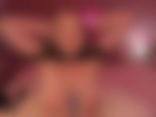 Live cam show with Emma - College on xblisslive.com