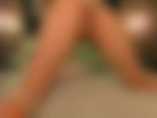 Live cam show with Emma - College Big Tits on Camsoda