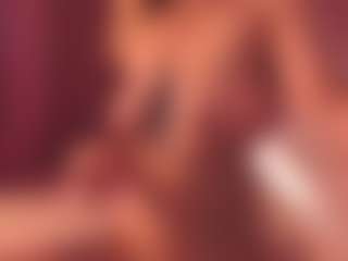 Live-camshow met Emma - Striptease op Camsoda