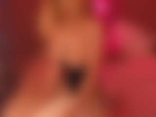 Live cam show with Emma - Blonde Hair Big Tits on alttransgirls