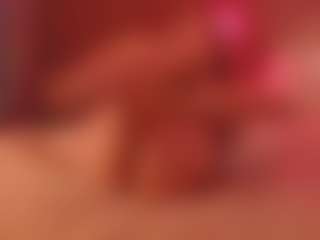 Live cam show with Emma - Toys Teen (18+) on UwU Esports