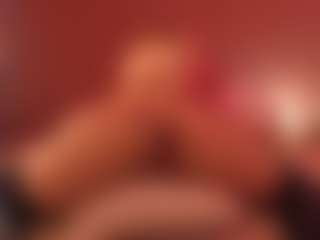 Live cam show with Emma - Camel Toe on fapnchat